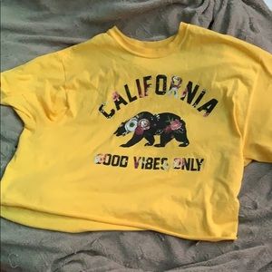 Cropped California good vibes only